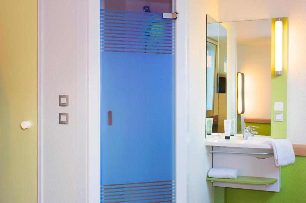 Ibis Budget Orly Chevilly Tram 7 Vitry-sur-Seine Bilik gambar